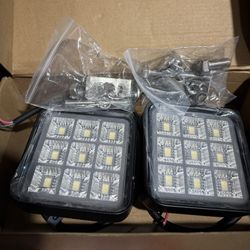 VEGITOR 3.9" LED Flood Truck Work Lights Pod, Tractor Work Lights 12V Light Bar for Truck, 24V Heavy Equipment Lighting Waterproof 28W UTV ATV Offroad