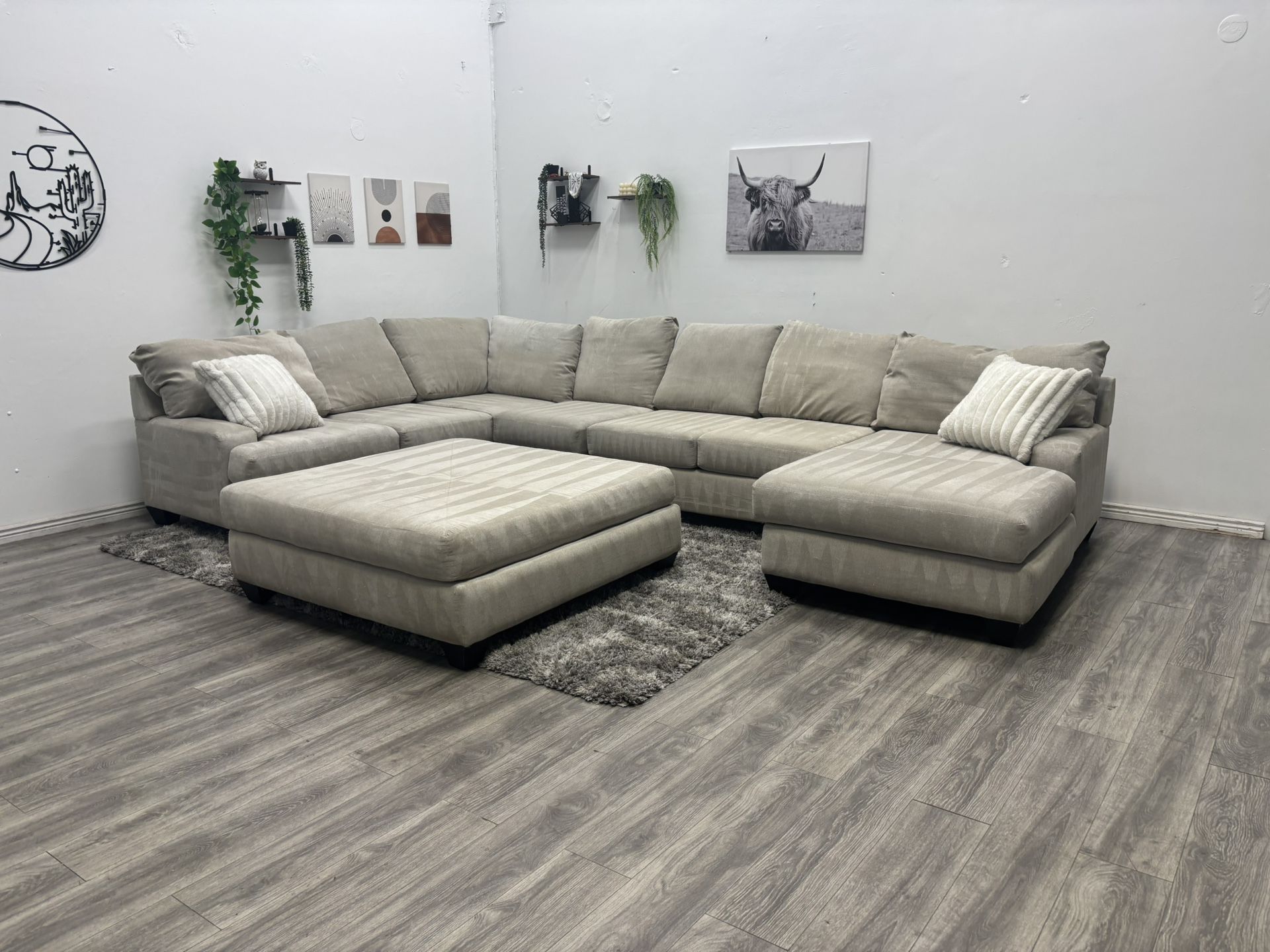 Cream Sectional Couch - Free Delivery