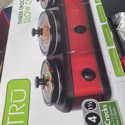 TRU Crock Buffet Slow Cooker ( Brand New) 