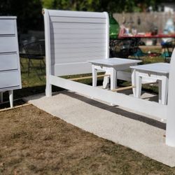 Solid Oak Shabby Chic Twin Sleigh Bed Set with MCM Dresser and 2 Night Stands!