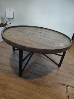 Cazentine Coffee Table