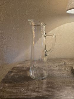 Vintage 1961 Mid-Century Clear Glass Pitcher / Barware Decanter