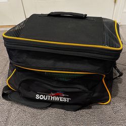 Airline regulation SOUTHWEST pet carrier travel bag