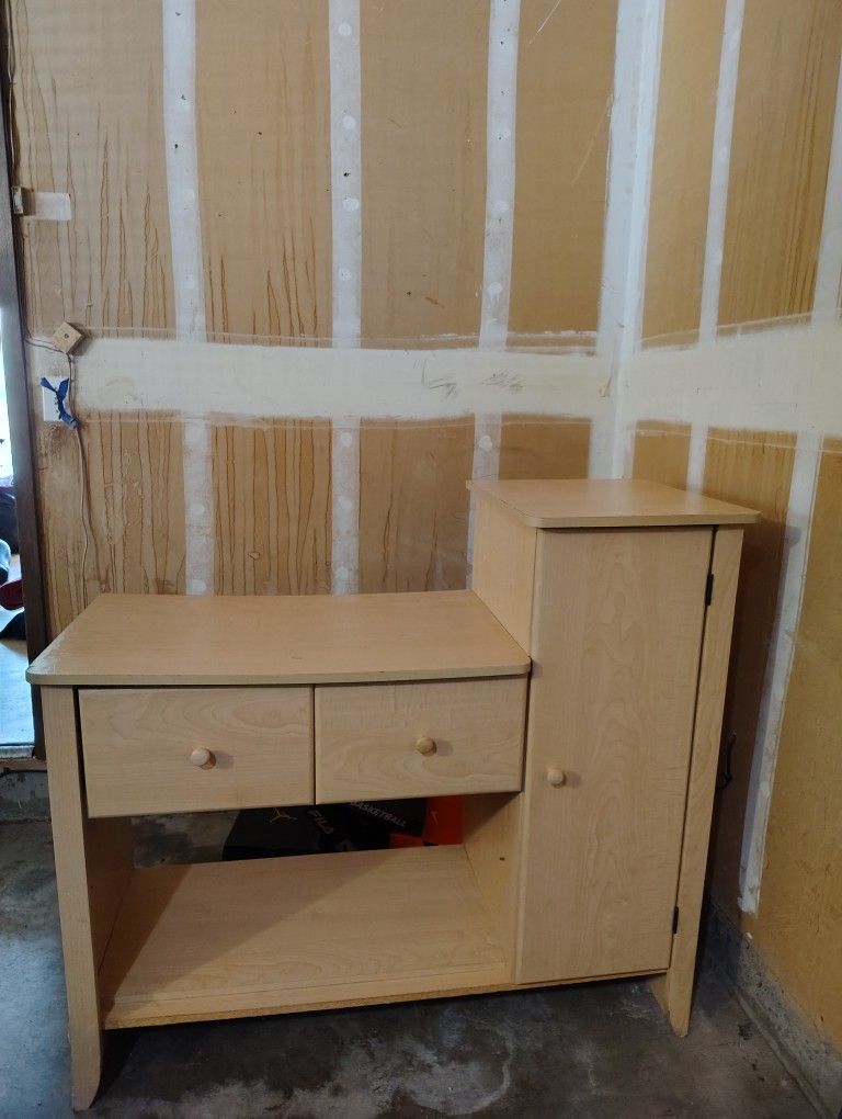 Diaper Changing Table 