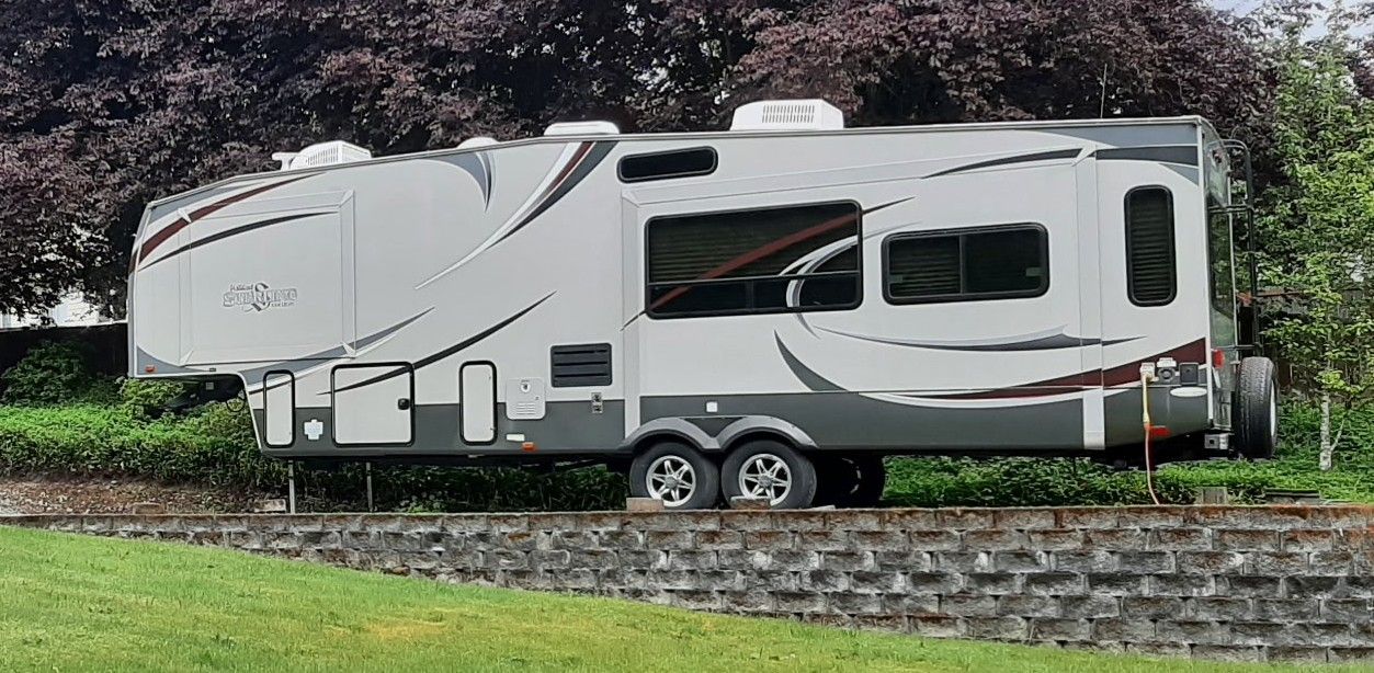 2012 Forest River 32RL Fifth Wheel
