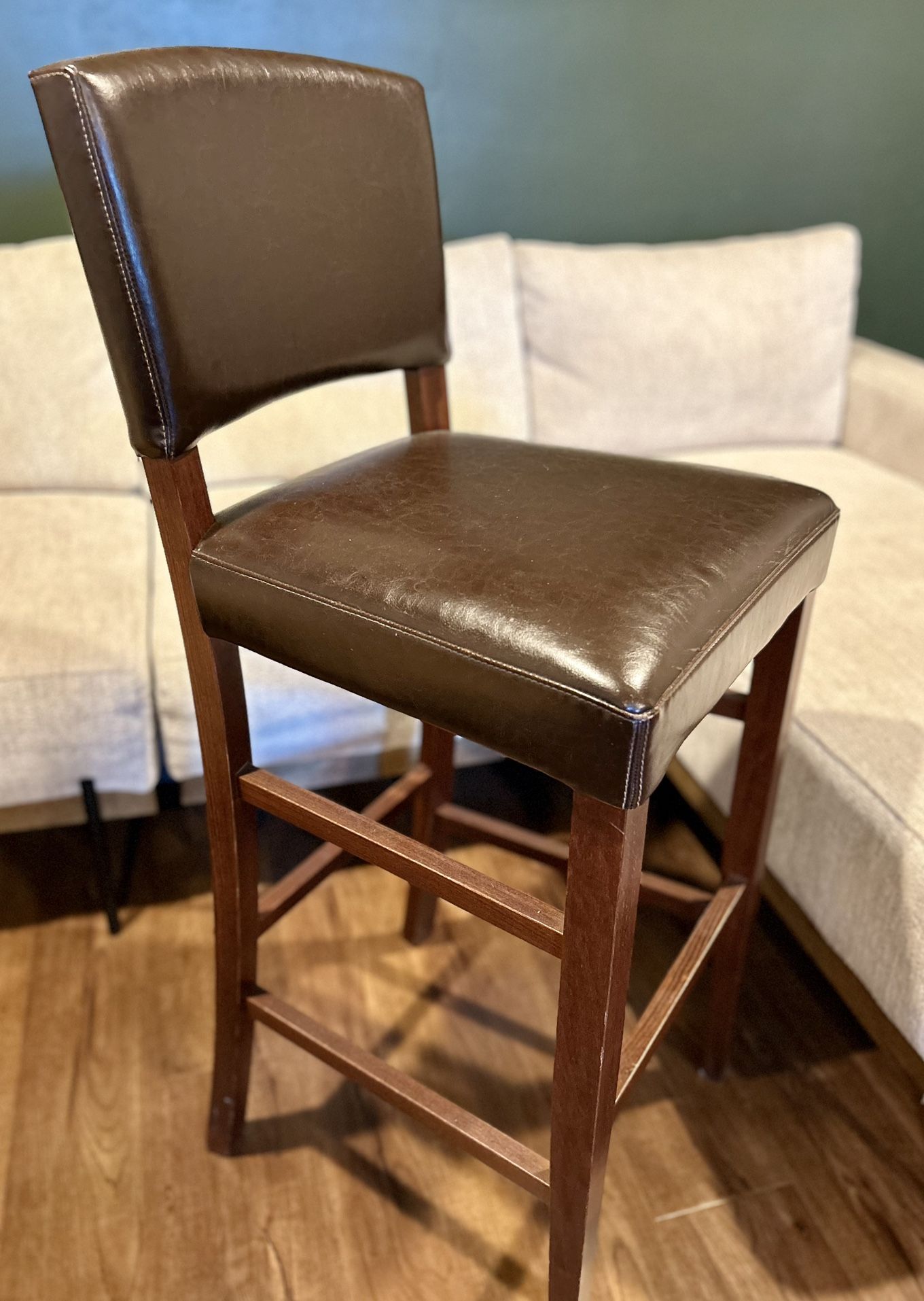 3 Bar stool chairs