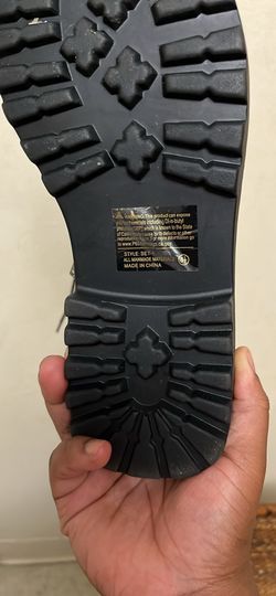 Black boot