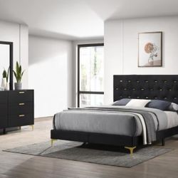 Kendall - 4-Piece Tufted Panel Queen Bedroom Set - Black And Gold
