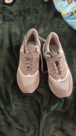 New balance women and men shoes