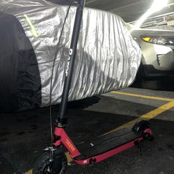 Razor E195 Scooter 