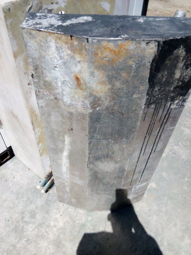 Aluminum Tank Plastic Tank