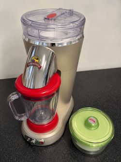 Margaritaville Key West Frozen Concoction Maker + Matching Margaritaville Glass Rimmer – Like New