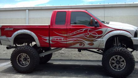 4x4 Monster truck was in jason aldean's country music video hicktown