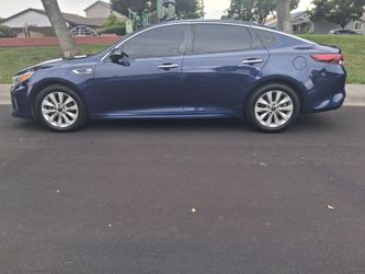 2018 KIA Optima