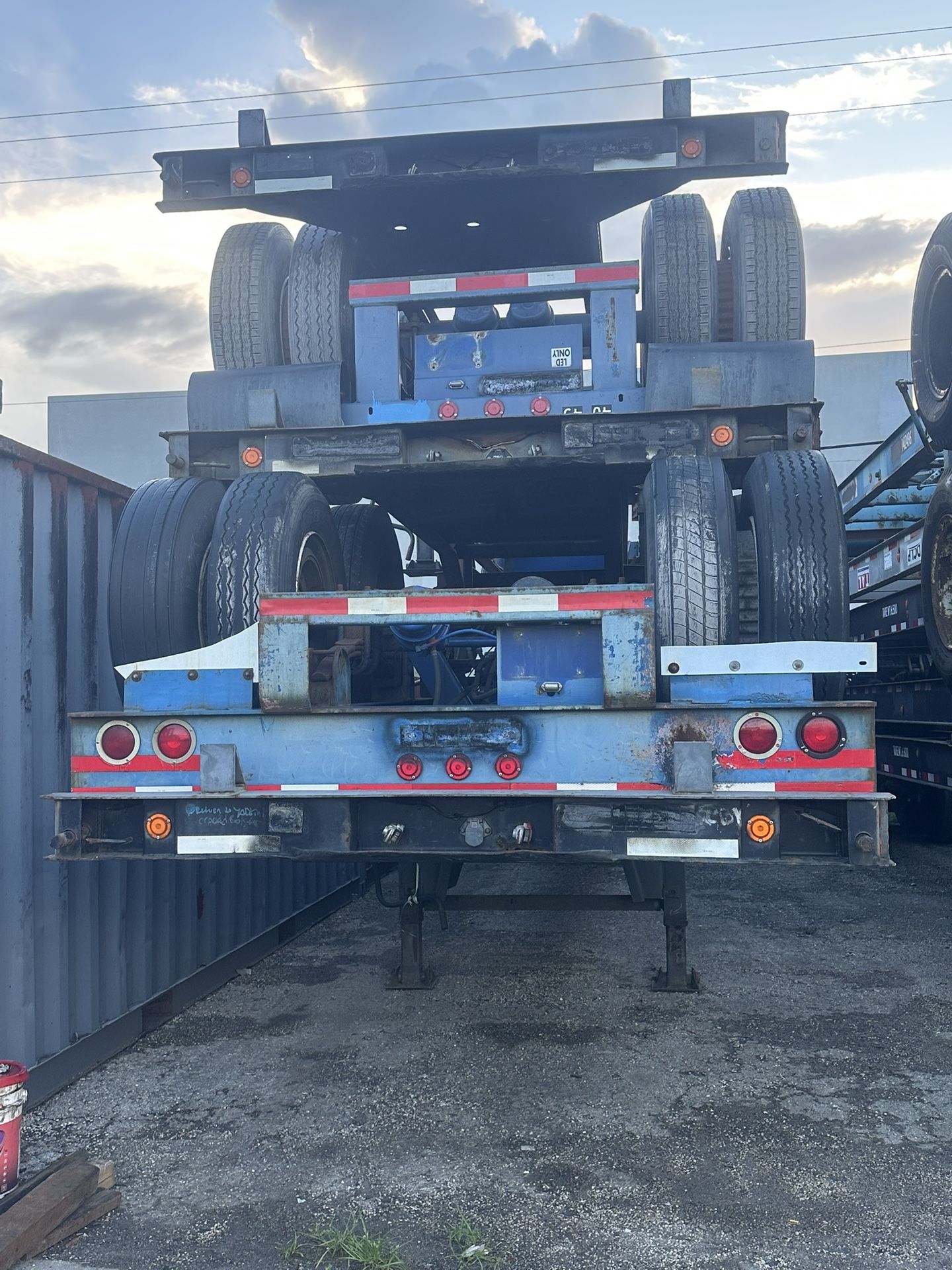 40 FT Intermodal Chassis Container
