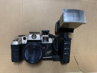 Used magnamate lifetime memories NK9000 camera