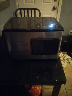 Brand New Fohere Ice Maker
