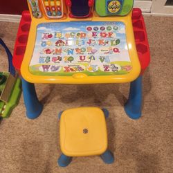 V Tech Activity Table. Touch And Learn. 