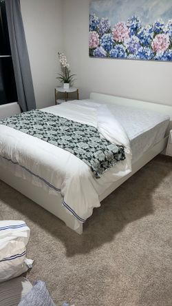 Queen bed