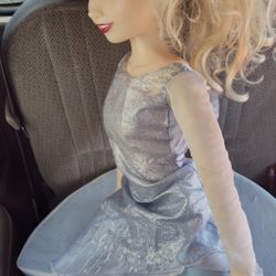 Elsa Talking Doll