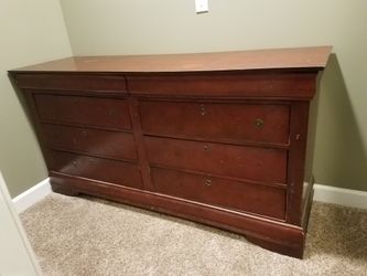 Dresser