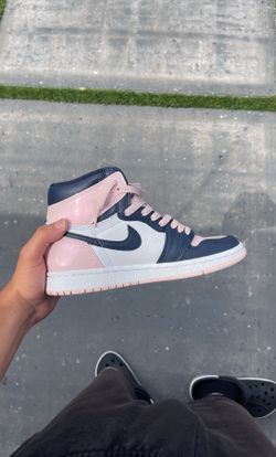 Women’s Jordan 1 Retro High OG Atmosphere