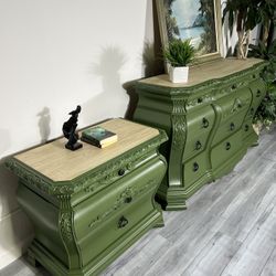 Beautiful Two-Toned Olive Green Dresser & (1) Nightstand 🍀