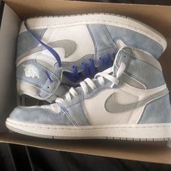 Jordan 11 Hyper Royal 