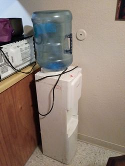 Water dispenser