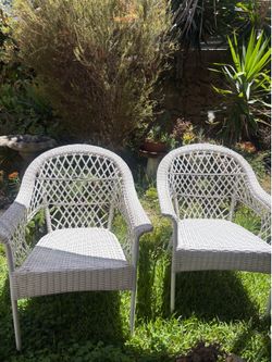 Patio chairs - sillas de patio