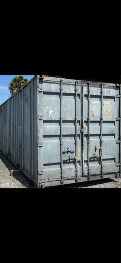 20 foot shipping container/ storage container
