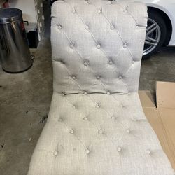 Free Chair - Clean No Damage