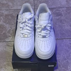 Supreme Nike White Air Force 1s
