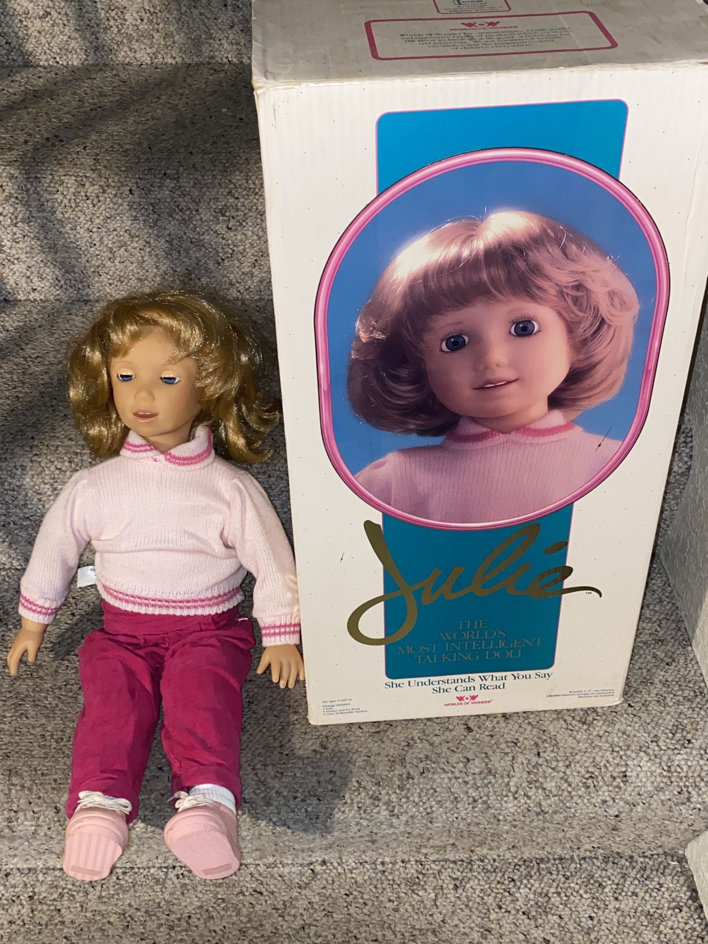 1987 World of Wonder Interactive Julie Doll In Box & Works