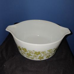 PYREX 474-b 1 1/2 Quart Spring Blossom Crazy Daisy Casserole Dish Vintage USA