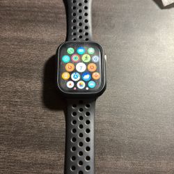 Apple Watch Series 8 Water Proof With Charger (CASH)