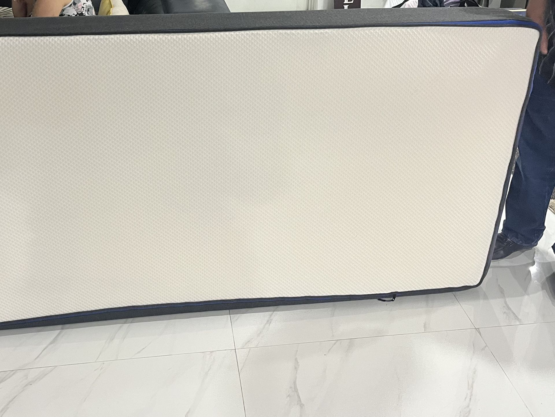 Twin Bed And Mattress