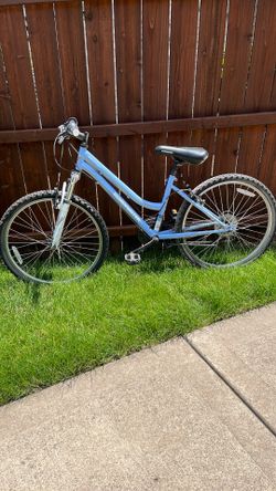 24” girls 18 speed bike