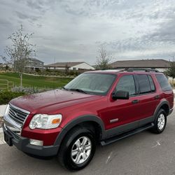 2006 Ford Explorer XLT 