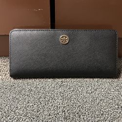 Tory Burch Women’s Robinson Slim Wallet