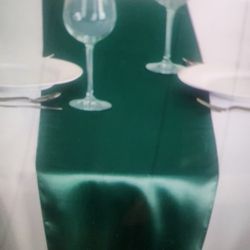Green Table Runners (Set Of 20) $100.00  Or Best Offer!!!