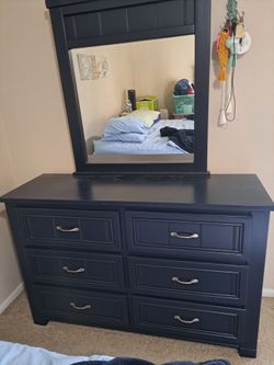 Modern Navy Blue 6 drawer dresser & mirror