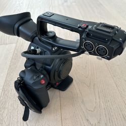 Canon C100 Mark ii 