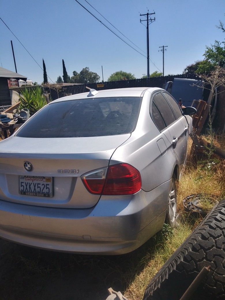 2006 BMW 328i for Sale in Fresno, CA OfferUp
