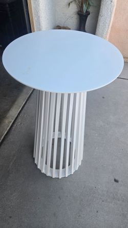Bar height table