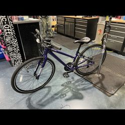 Cannondale Hybrid Bike 
