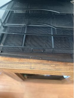 Desk organizer