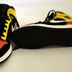 Air Jordan 1 Mid SE Fearless – Facetasm (BQ6931-087) in Youth Size 6.5Y (equivalent to Women’s 8)