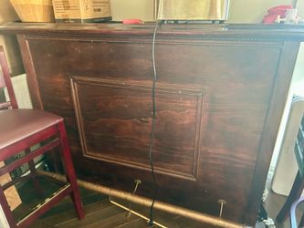 Free Solid Wood Bar