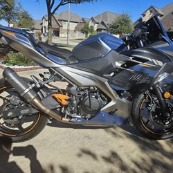 2023 Kawasaki Ninja 400